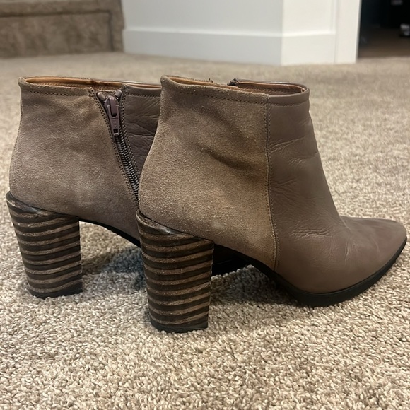 Hispanitas Taupe Leather Boots Size 38 - Picture 4 of 5